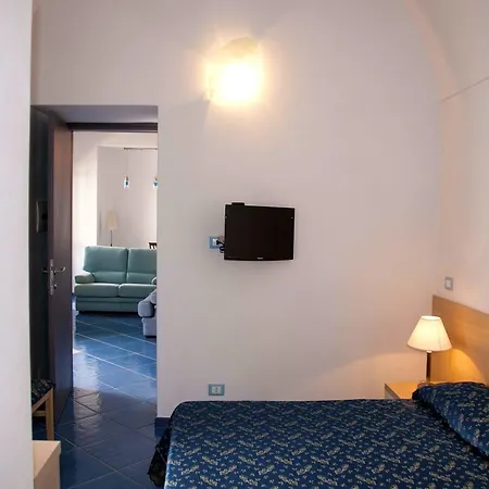 La Terrazza Sul Porto Ponza