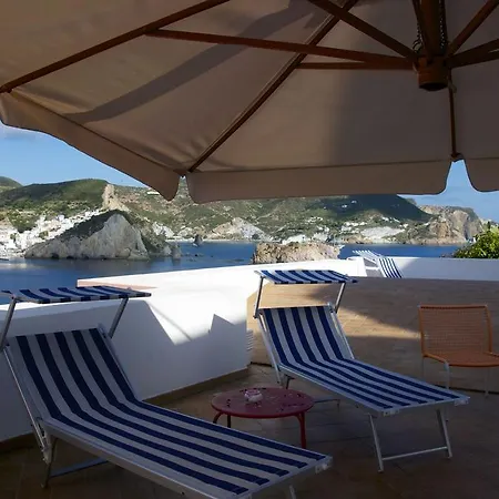 Guest house La Terrazza Sul Porto Ponza